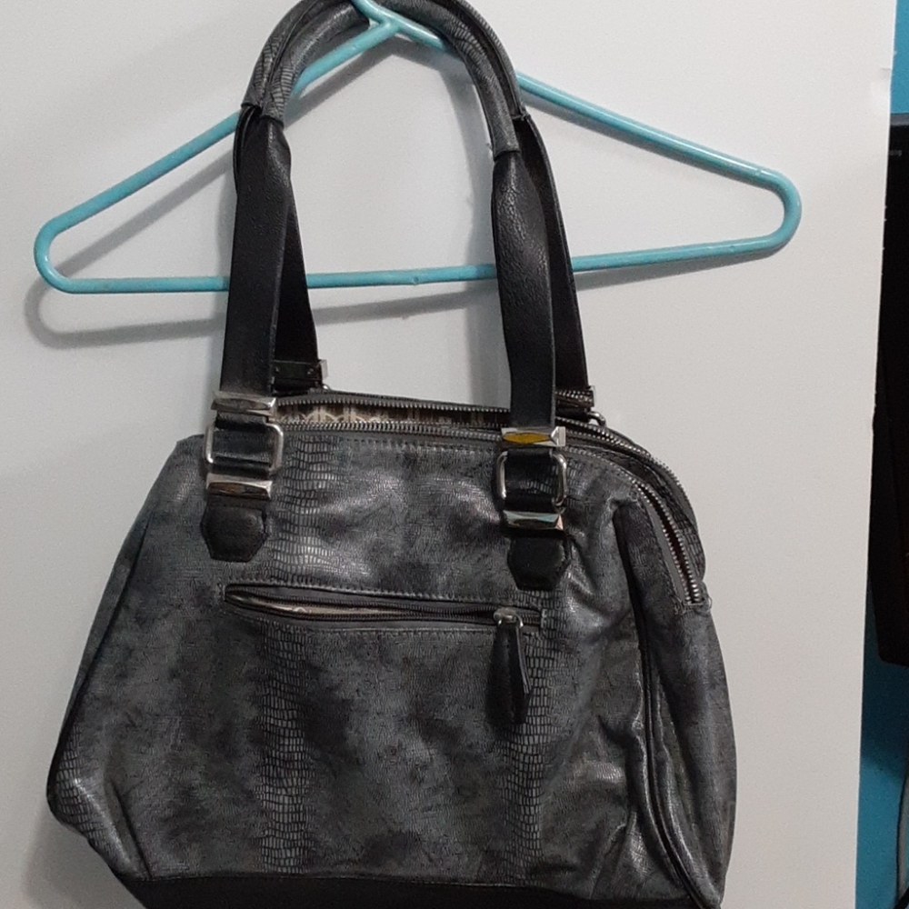 Gray faux snake skin 3 compartment handbag